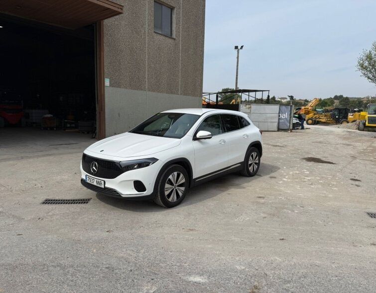 MERCEDES-BENZ EQA 250+